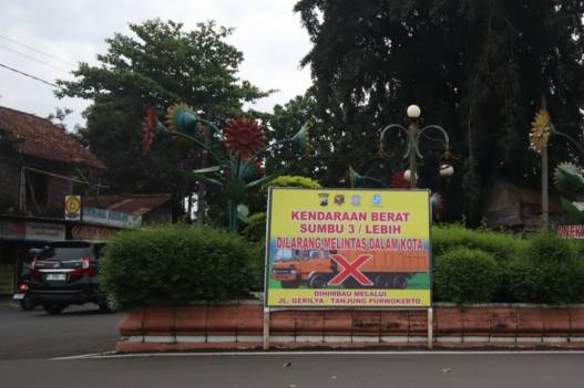 Truk berat dilarang masuk kota