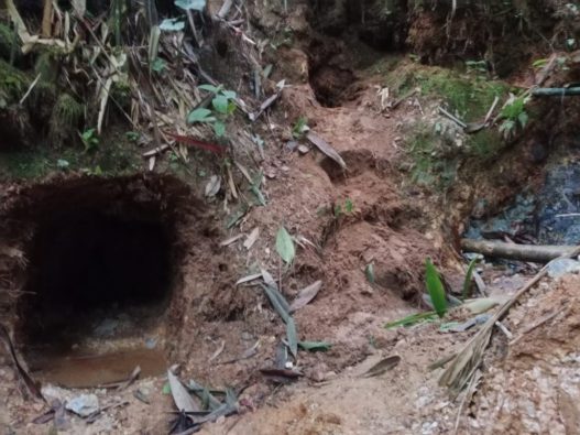 Warga desak penutupan tambang emas liar