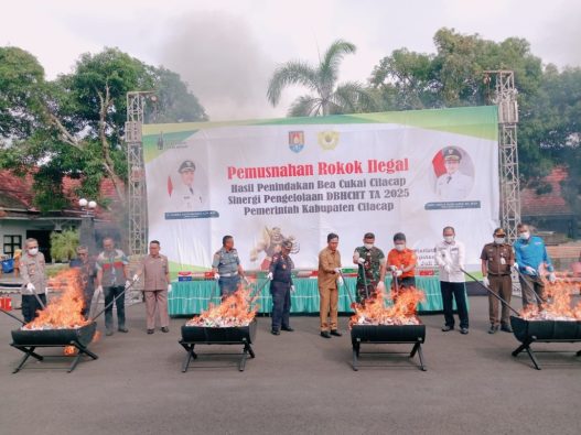 2,5 ton rokok ilegal dimusnahkan