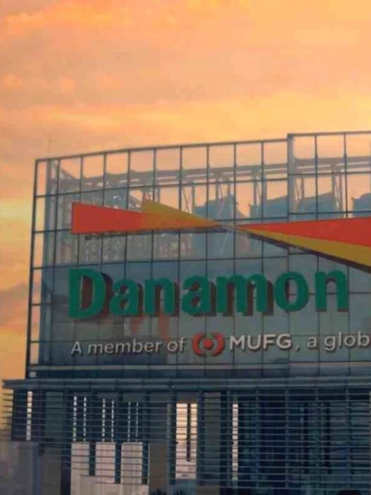 Bank danamon kini resmi menyandang status sebagai perusahaan induk konglomerasi keuangan (pikk) operasional dari konglomerasi keuangan mufg