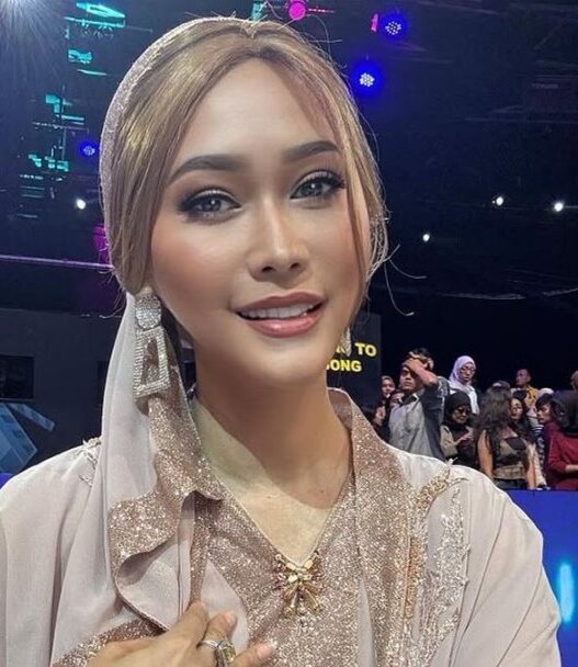Beberkan biaya pengobatan suami