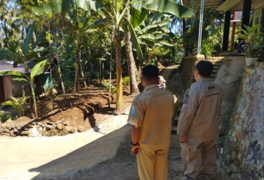 Bpbd pasang ews di desa maribaya