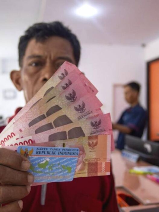 Bsu tahun 2025 hanya diberikan satu kali kepada setiap penerima. besaran bantuannya rp600.000 yang dibayarkan sekaligus