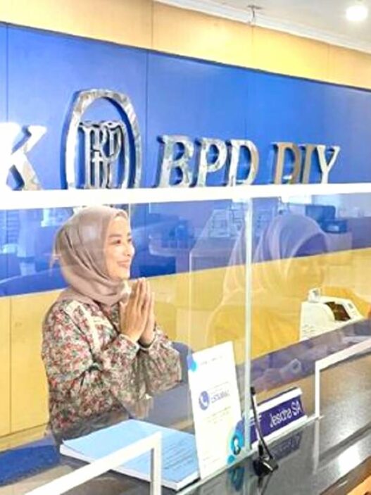 Calon debitur yang ingin mengajukan kur bpd diy 2025 harus melengkapi persyaratan yang ditetapkan