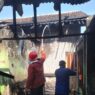 Dua rumah di karangsoka terbakar