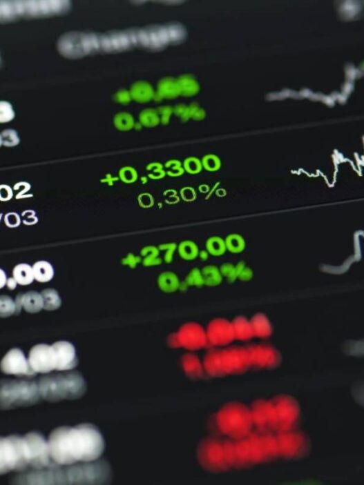 Indeks harga saham gabungan (ihsg) diprediksi akan bergerak menguat menembus level 7.400 pada pekan ini