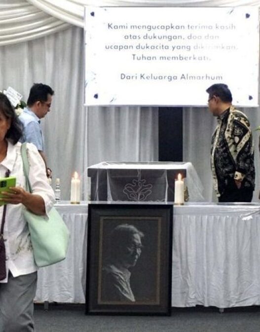 Kwik kian gie wafat di usia 90 tahun