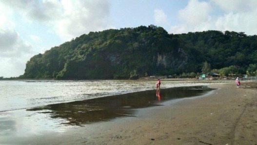 Liburan seru dan religius