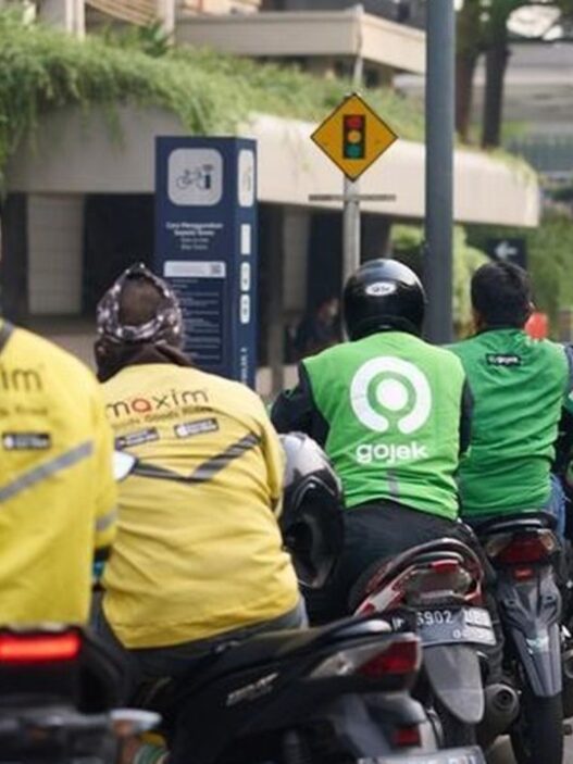 Ojol hingga penjual pulsa bebas pajak