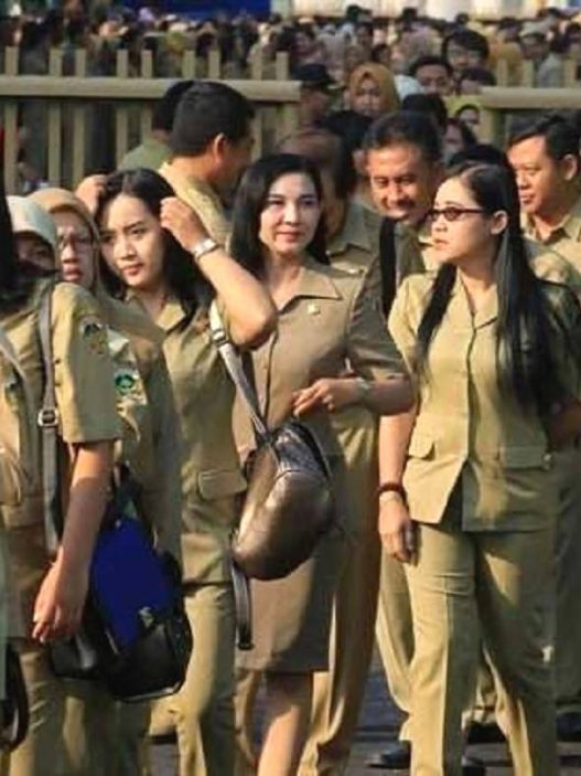 Para pensiunan pns dapat mengambil pencairan gaji melalui kantor pos per 1 juli 2025