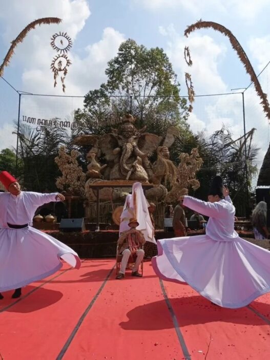 Seniman lokal dan mancanegara berkolaborasi