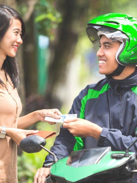Tarif ojol dipotong 20%