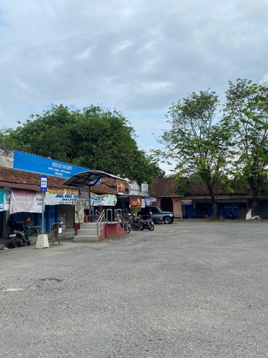 Terminal jompo hanya jadi tempat singgah