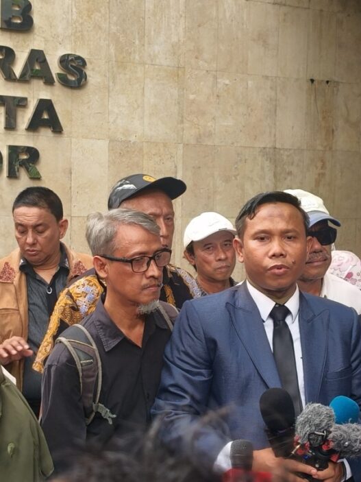 Tiga aktivis dipanggil polisi