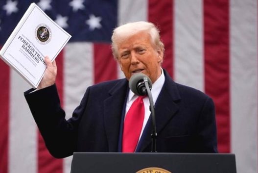 Trump akan menetapkan aturan kenaikan tarif impor sampai 70 persen per 1 agustus 2025