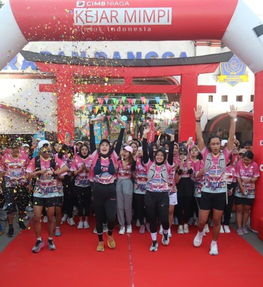 Universitas harapan bangsa angkat isu sosial lewat charity run