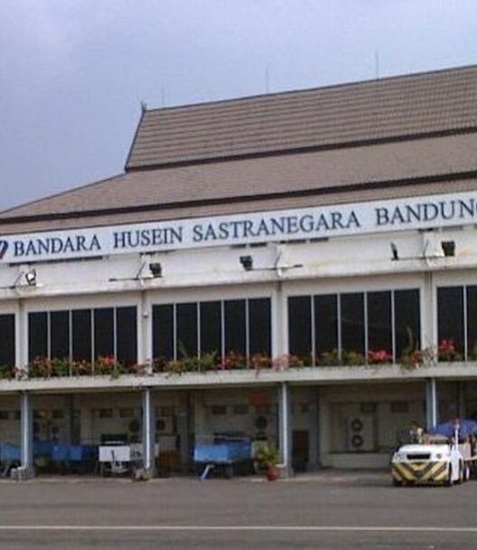 Wacana bandara husein dibuka lagi