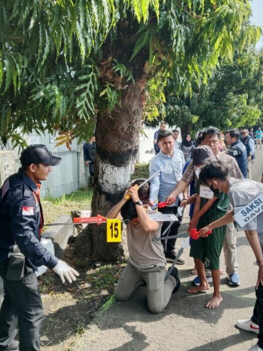 19 adegan peragakan serangan brutal
