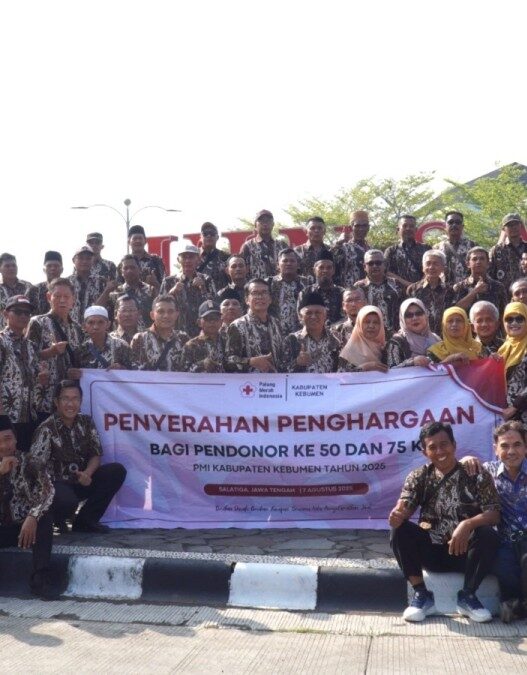 68 pendonor dapat penghargaan dari gubernur