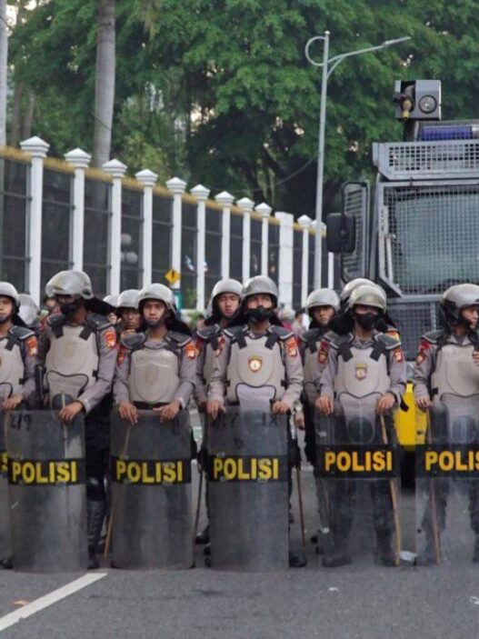 Affan kurniawan pengemudi ojol tewas tragis dilindas rantis brimob