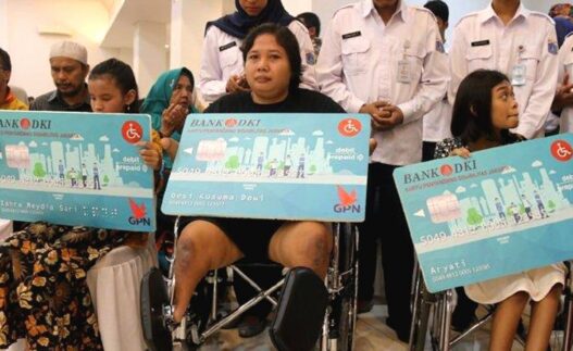 Bansos kpdj mulai disalurkan pemprov dki jakarta kepada para penerima manfaat