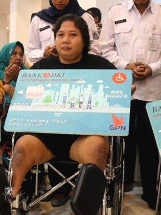 Bansos kpdj mulai disalurkan pemprov dki jakarta kepada para penerima manfaat