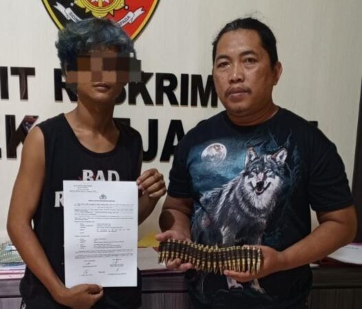 Bawa rantai peluru, anak punk diamankan polisi