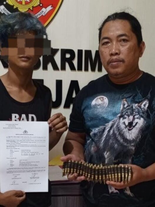 Bawa rantai peluru, anak punk diamankan polisi