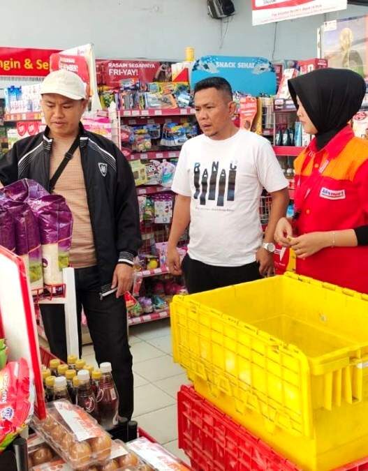Beras premium masih langka