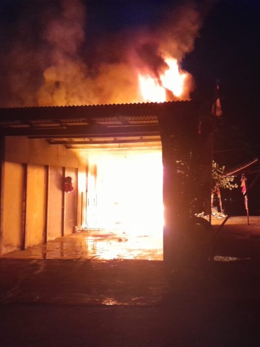 Diduga korsleting, gudang satpolairud kebakaran