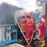 Diduga korsleting, kontainer penjual es terbakar