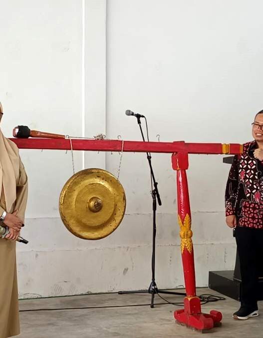 Eko pramono hadiri launching sekolah lansia