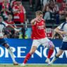Gyokeres gagal bersinar di debut