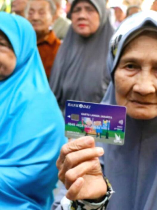 Penyaluran KLJ dilakukan secara berkala setiap tiga bulan. Skema triwulanan ini memudahkan pemerintah dalam memastikan bantuan diterima secara merata