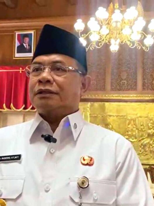 Kontroversi bupati sudewo picu aksi ribuan warga pati, akan dipanggil kpk juga