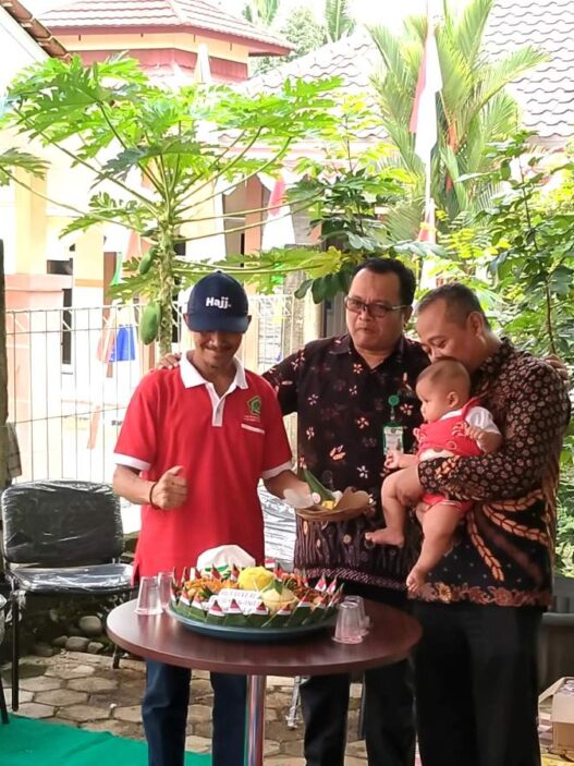 Kua kedungbanteng kekurangan lahan parkir