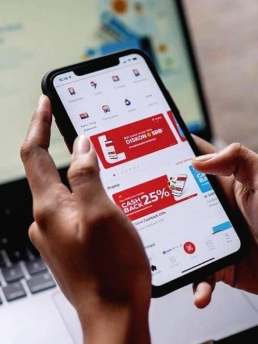 Layanan spaylater dari shopee semakin diminati karena pembeli dapat berbelanja terlebih dahulu dan melunasi tagihannya kemudian.