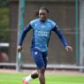 Liverpool vs arsenal peluang debut eze