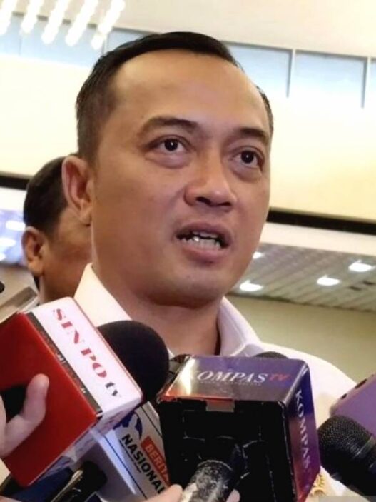 Menteri sekretaris negara prasetyo hadi menegaskan bahwa sistem pembayaran digital payment id tidak akan digunakan untuk memata matai transaksi pribadi