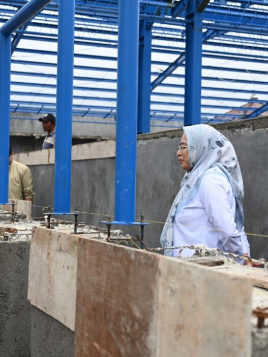 Pembangunan pasar karangkobar 42 persen