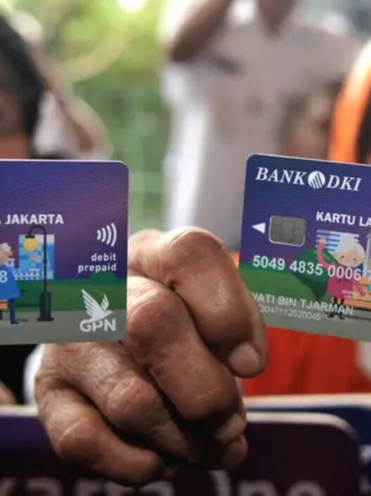 Setiap calon penerima Bansos PKD wajib memenuhi sejumlah persyaratan administrasi dan sosial yang telah ditentukan pemerintah daerah
