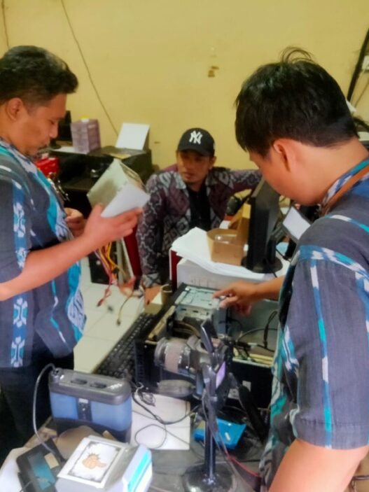 Perangkat alat rekam adminduk diperbaiki