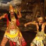 Pertunjukkan wayang orang sriwedari solo