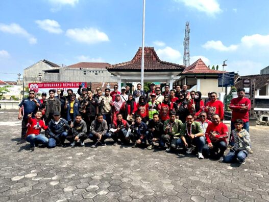 Puluhan komunitas pcx gelar convoy merdeka
