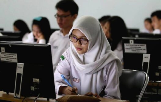 Siswa kelas 12 sma sederajat dapat mengikuti simulasi tka secara online