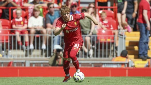 Tiga wonderkid masuk daftar jual