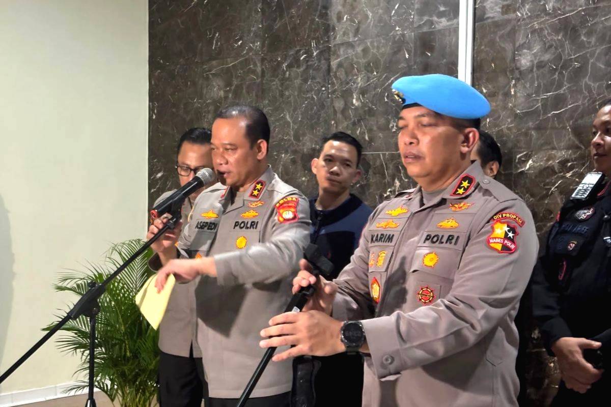 Tujuh anggota polisi diamankan usai melindas pengemudi ojol hingga tewas dengan mobil rantis
