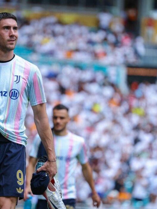 Vlahovic siap potong gaji demi allegri