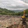 Warga kaligending keluhkan bau sampah tpa