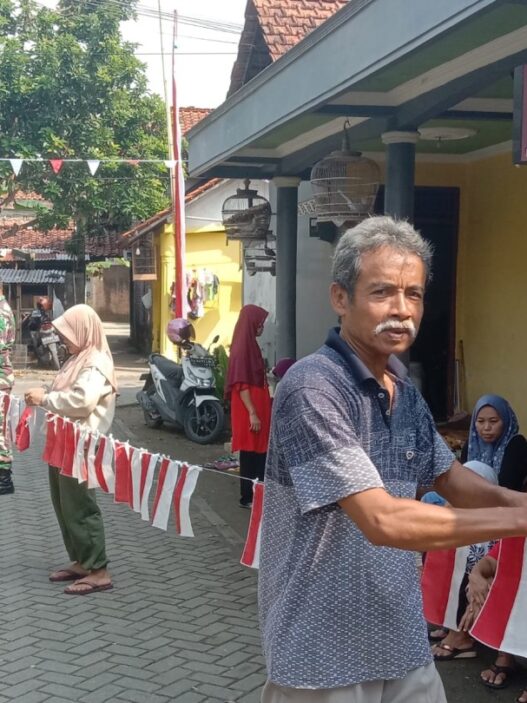 Warga tamanwinangun sambut 17 agustus